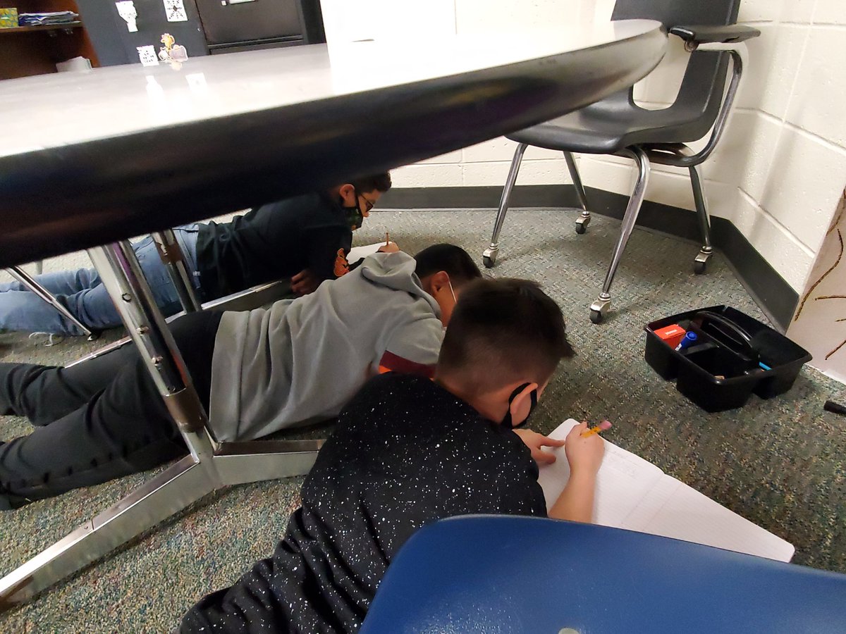 KLofton13's tweet photo. Students getting into the zone writing about the life of a droplet through the water cycle #WritingConnection #4thgradescience #RelaxAndWrite @RothKISD @FrameGinger @lindseylove85 @BriWalrath @KleinISD @mc_gmcguire https://t.co/kLGIlPsN29