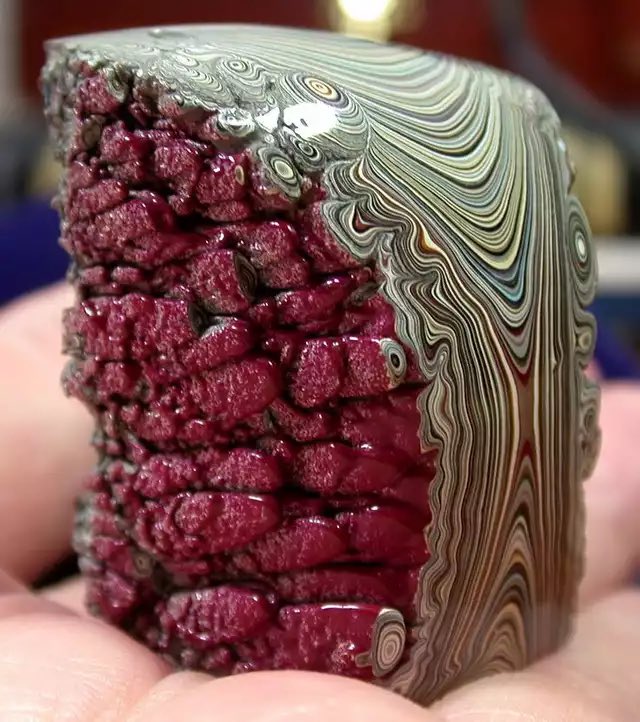 ddoniolvalcroze's tweet image. Fordite (also known as Detroit agate) is old automobile paint which has hardened sufficiently to be cut and polished.
