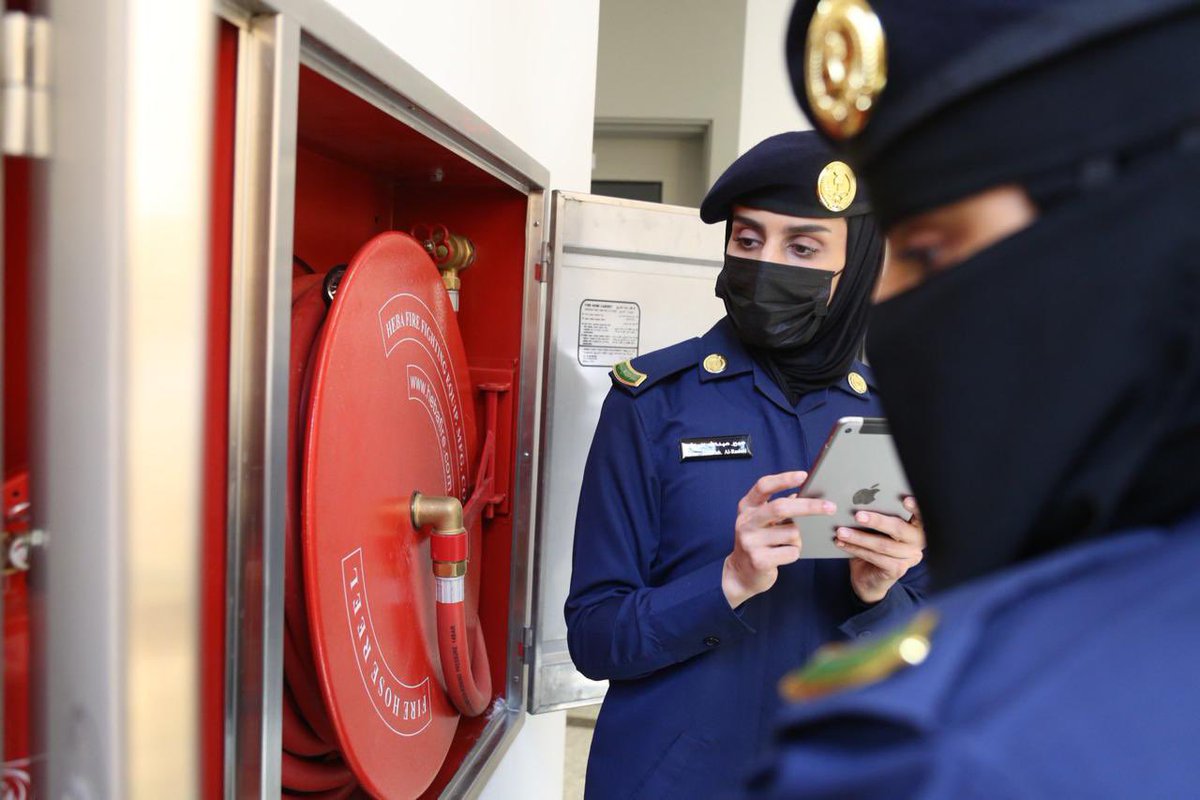 InAlllangsIW's tweet image. תמונות ראשונות של נשים סעודיות המשתתפות בביצוע תפקידן במשרד הפנים

#InAllLanguages
#يوم_المراه_العالمي