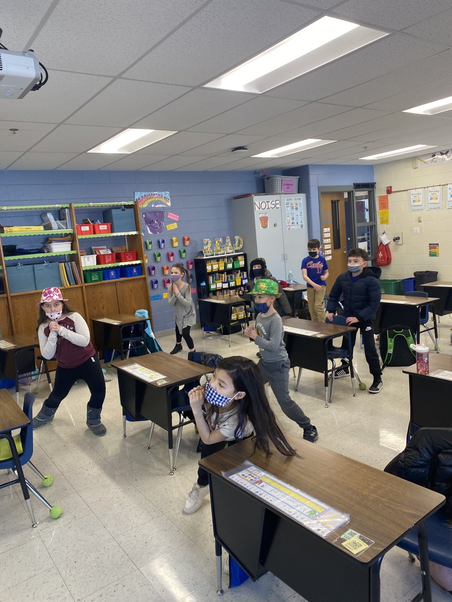 We have been loving our "Would You Rather" movement breaks! Choose one of the options on the screen then do the corresponding movement!