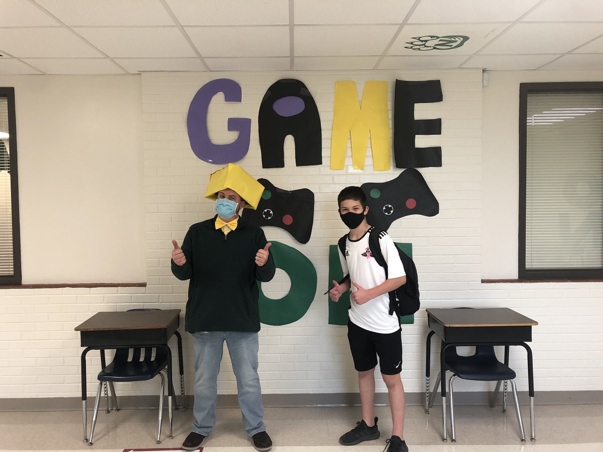 AA_Eagles's tweet image. Who knew formulating surface area of a triangular prism would result in a custom cheesehead hat for Mr. Fishpaw? (He’s a Colts fan by the way.) Nice work, Jonah! #SpringIntersession
