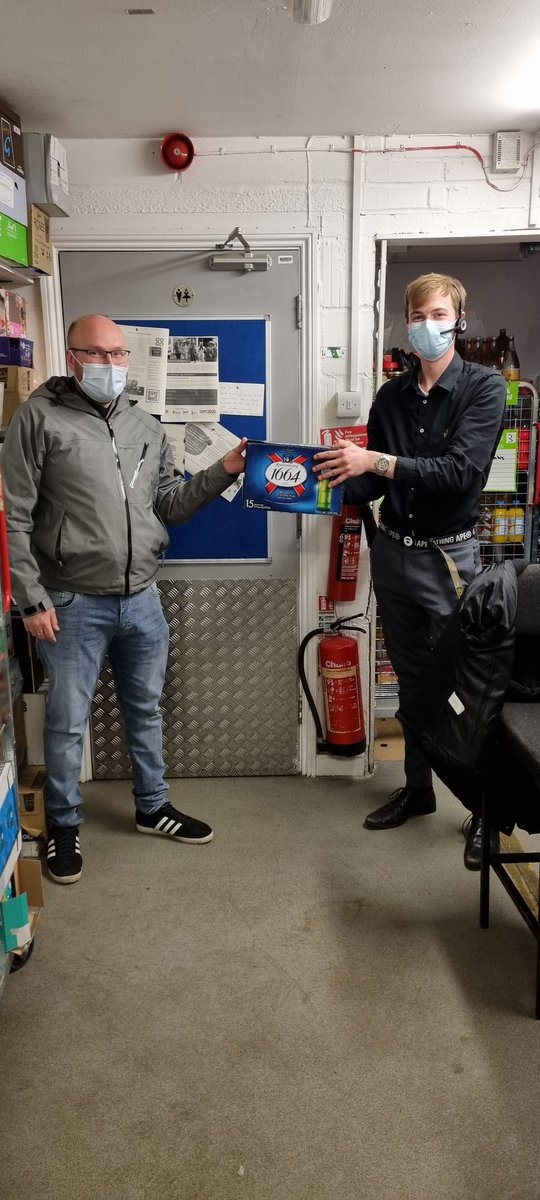 R&amp;R for one of my Team Leaders today.
Dale has put an awful lot of effort and time into his learning and development over the recent months and he should be extremely proud of his achievements, I know I am.👏
<a href="/PaulCoop9/">Paul Coop</a> <a href="/stejohcon/">Steve Constable</a> <a href="/PeterBatt3/">Peter Batt</a> <a href="/coopuk/">Co-op</a>