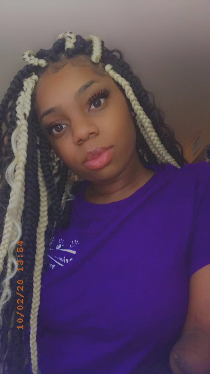 LilBootyKayy's tweet photo. -She made a little different but she still Pretty😍

-Kayy💖 https://t.co/ryCUsmVxtU