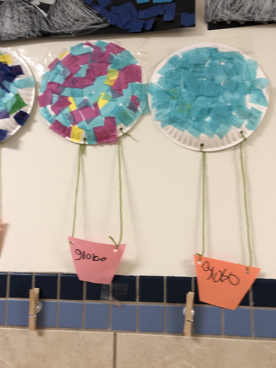 GentryLoly's tweet photo. We are #havingfun #learningthroughplay in #Pre-K #transportation #herewego #RISDConnects #RISDWeVeGotThis #DobieTogetherWeAreOne #MsFernandezclass #bilinguallessons #engagingactivities #studentscreativity #paraprofessionalsupport @DobiePKSchool #scienceclass https://t.co/frfH9CEVJc