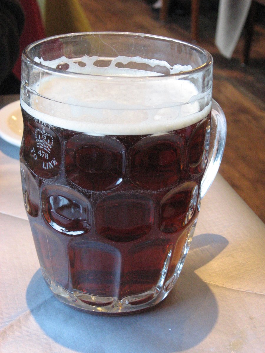 On a Stormy night in Kent, just relaxing in a nice bubble bath with some fine none stop music and a glass of real ale!
tunein.com/radio/Caroline…