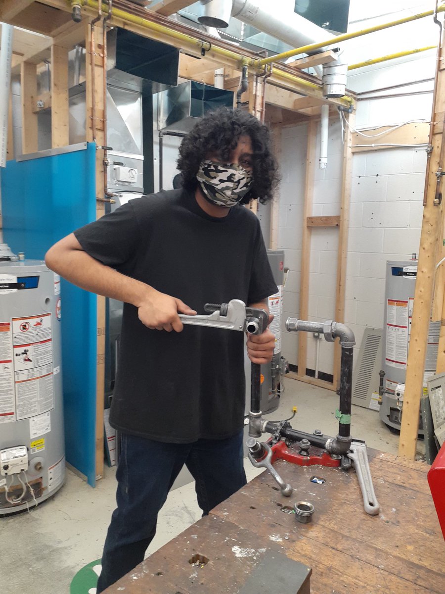 High School student Shakeel Lakhani working on a threaded piping project at College Avenue Secondary School in Woodstock Ontario taught by Red Seal Plumber Philippe Gagnon.

<a href="/WPlumbingDay/">World Plumbing Day</a>
#worldplumbingday <a href="/TVDSB/">Thames Valley DSB</a>