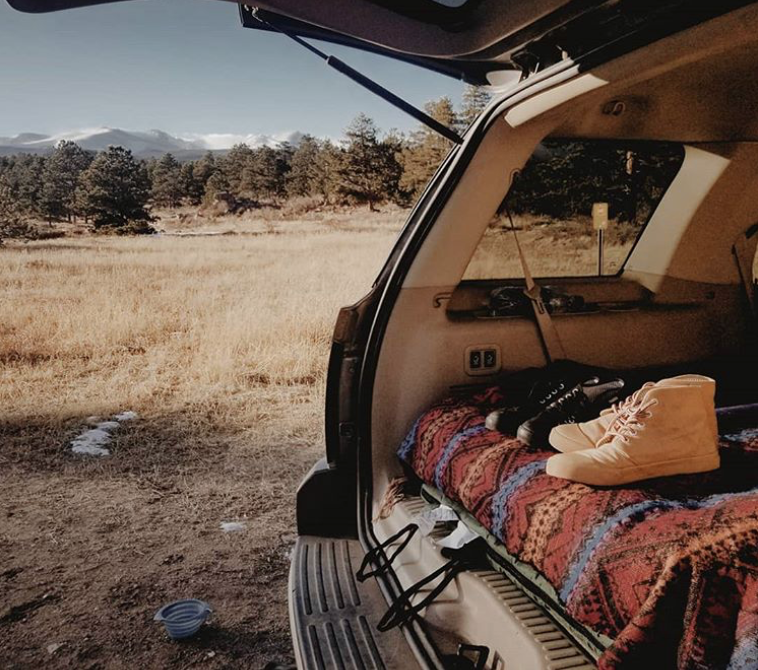BangsShoes's tweet photo. Put down the phone &amp; do something fun! The sun is shining! Here are some fun everyday adventures you can do!

-Yoga! Try a new flow!
-Take walk around the block!
-Pack a picnic &amp; head to the park!
-Watch the sunset!

Get out there and explore this beautiful world fam!! #liveBANGS https://t.co/yrJRpqv6YW