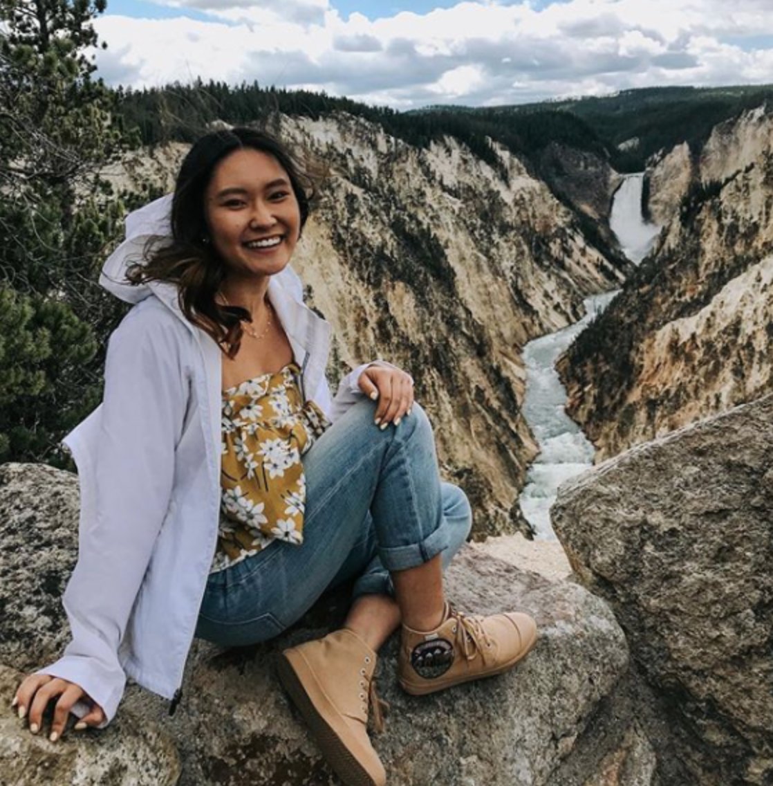BangsShoes's tweet photo. Put down the phone &amp; do something fun! The sun is shining! Here are some fun everyday adventures you can do!

-Yoga! Try a new flow!
-Take walk around the block!
-Pack a picnic &amp; head to the park!
-Watch the sunset!

Get out there and explore this beautiful world fam!! #liveBANGS https://t.co/yrJRpqv6YW