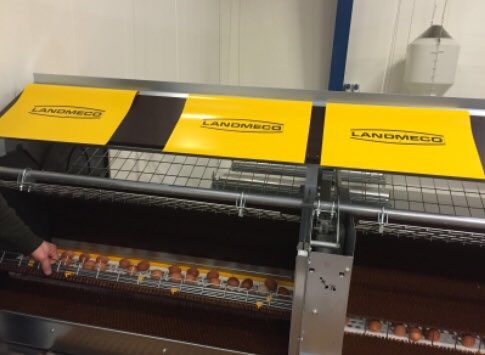 NEST BOX
PE Services stocks a comprehensive range of Nest Boxes for laying hens, organic, free range &amp; commercial egg production. 
Whether you require a flat floor or combination systems, PE
Services has a system suitable for your needs
☎️ 049 4379144
💻 Johnnally@peservices.ie