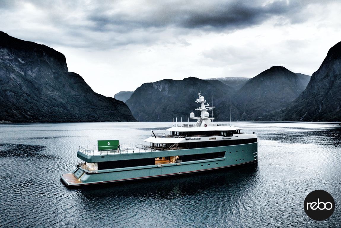 REBO_wall's tweet photo. Exactly 1 year ago today we were booked to fly to Amsterdam to see the 1st REBO wall ever on a superyacht heli-deck - but the COVID outbreak stopped us from going. We were really gutted not to go. But..

These images are what it looks like - we think it looks pretty cool! 😎🛥 https://t.co/eij4wPAedf