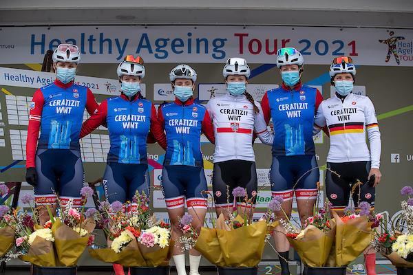 Lined up for a roadrace! @healthyageingtour 

(📷 <a href="/sportfotonl/">Sportfoto.nl</a> )
