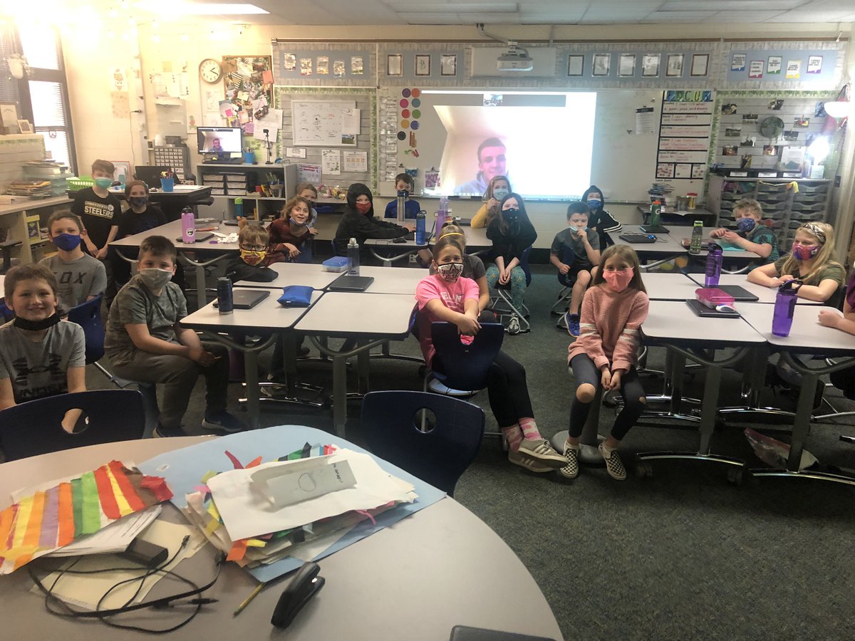 MrsAndersenGL's tweet photo. We loved having our first guest reader this afternoon! Thanks to GL basketball player Haidyn for sharing your passion for basketball and reading with us! #GLCSryan 🏀📚 https://t.co/zRsctUzsES