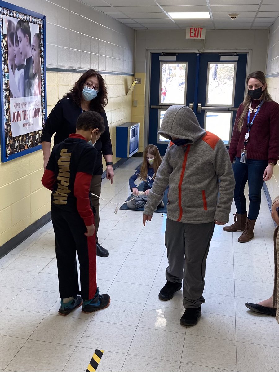 cafaro_melissa's tweet photo. Mr. Norris’ PNW BOCES Local School building class is learning about the digestive system! #PNWBOCES #Science21 #ScienceRocks #WeCanDoThat #LSBstrong https://t.co/6Jq39nFqip