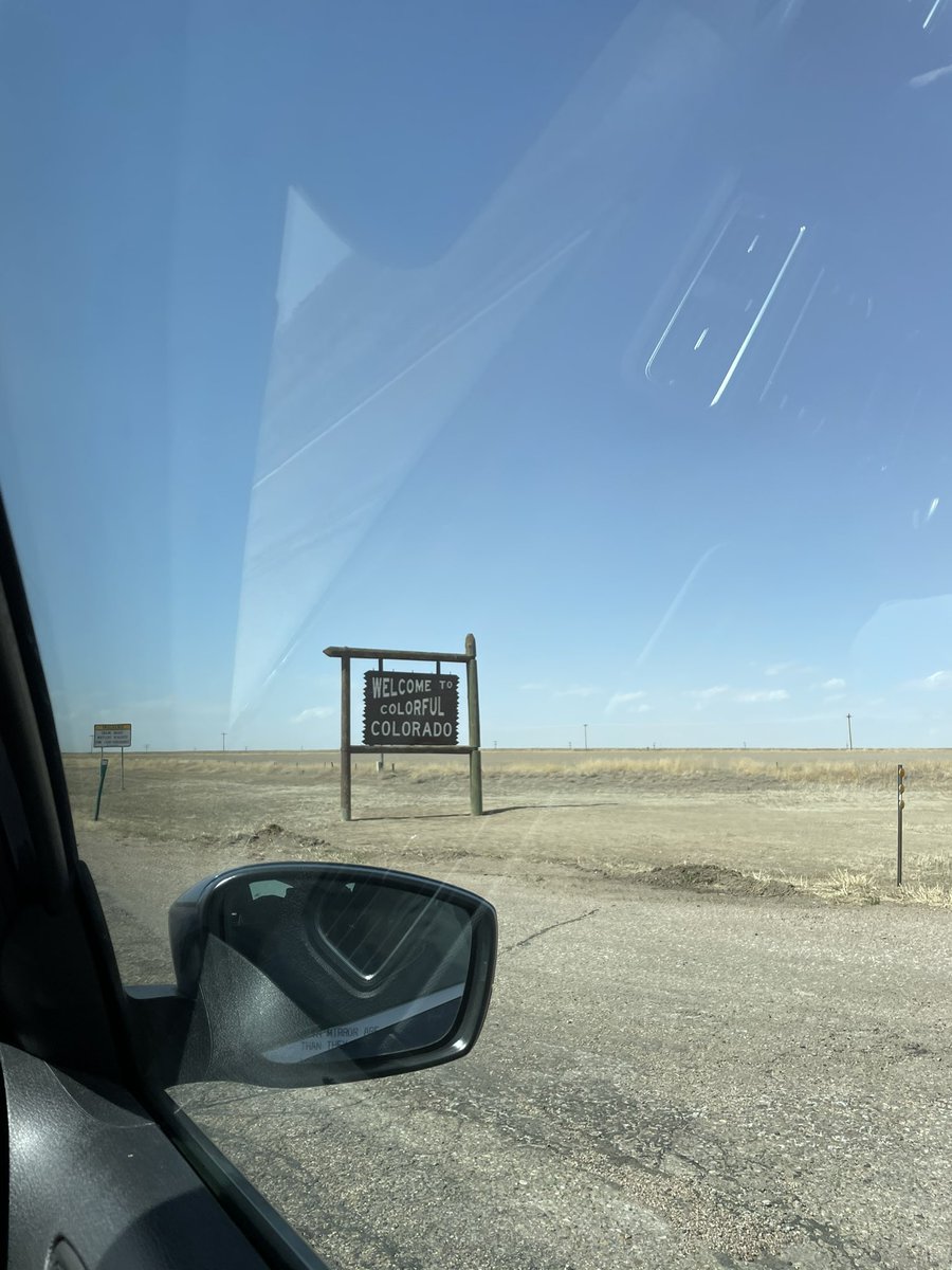 mirk_rock's tweet photo. Finally made it to Colorado! Just 3 more hours of driving until our final destination!! #crosscountrymove #byeflorida #hellocolorado #ColoradoSprings #colorfulcolorado https://t.co/1zX5Jxb6eJ
