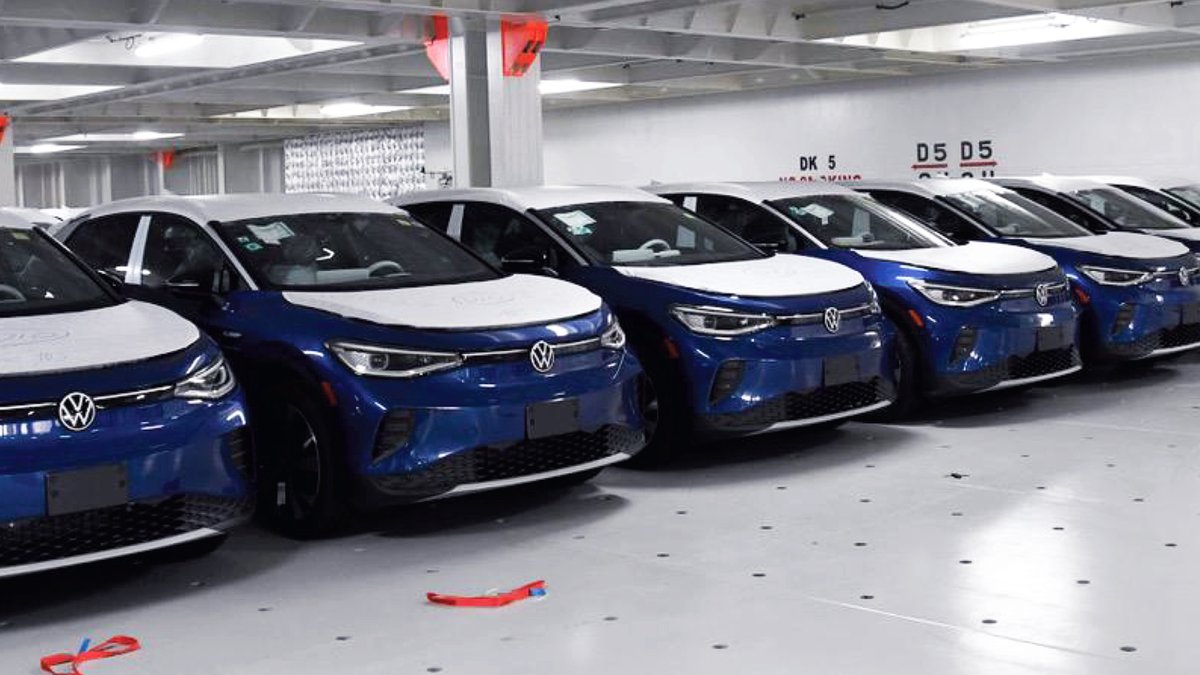 VW's tweet photo. 🚨 The all-electric VW ID.4 SUVs have arrived! 🚨

Have you reserved yours? #ID4 https://t.co/I0bQw8tk1Q
