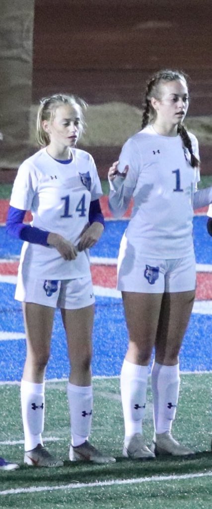 KathyMom2four's tweet photo. Itβs GAMEDAY!!! β½οΈβ€οΈβ½οΈ
The Lady Lobos are at home against SA Veterans Memorial!
Varsity at 5:30!
β½οΈππΊπβ½οΈ
#GoLadyLobos #LoveMySoccerGirls #14and1or0 https://t.co/xlxOFmty4X