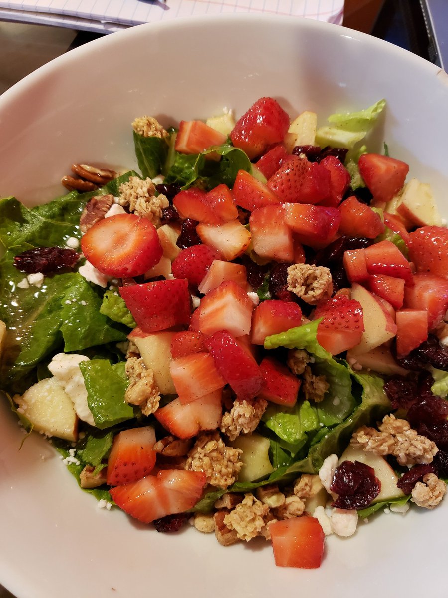 I made the BEST salad today. It was soooo good. 

That's it. That's my post. 😋
#NomNomNom #MySimpleMOMents #HoustonBlackBlogger #BlackBlogger #BlackMomBlogger #HoustonMomsBlog #BlackMomsWhoBlog 
#HoustonBlogger #HTXBlogger #BlackMoms #BlackMotherhood #BlackMomMagic #MelaninMom