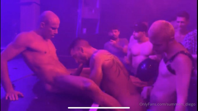 Remember this show @realandystar ? 🔥 https://t.co/hhStIGlk6R<a class="tags" target="_blank" title="On Twitter" href="/?out=eyJ0eXAiOiJKV1QiLCJhbGciOiJIUzUxMiJ9.eyJpYXQiOjE3MjE3Mzc4MTEsImlzcyI6InR3cG9ybnN0YXJzLmNvbSIsIm5iZiI6MTcyMTczNzgxMSwiZXhwIjoxNzUzMjczODExLCJyZWRpcmVjdF91cmwiOiJodHRwczovL3R3aXR0ZXIuY29tL3JlYWxhbmR5c3RhciJ9.mq7NKHgiXTj7p3ehmkpPP6i8sFTVfe5CxqWorEoWfIIXSGPdnf1NTXpb_RvNCfCgIJP0RSzjeheEKepVL5kIwA">@realandystar</a><a href="/tag/dj"class="tags"><span>#dj</span></a><a href="/tag/fun"class="tags"><span>#fun</span></a><a href="/tag/naked"class="tags"><span>#naked</span></a><a href="/tag/nude"class="tags"><span>#nude</span></a><a href="/tag/boys"class="tags"><span>#boys</span></a><a href="/tag/gay"class="tags"><span>#gay</span></a><a href="/tag/stripper"class="tags"><span>#stripper</span></a><a href="/tag/gogo"class="tags"><span>#gogo</span></a>