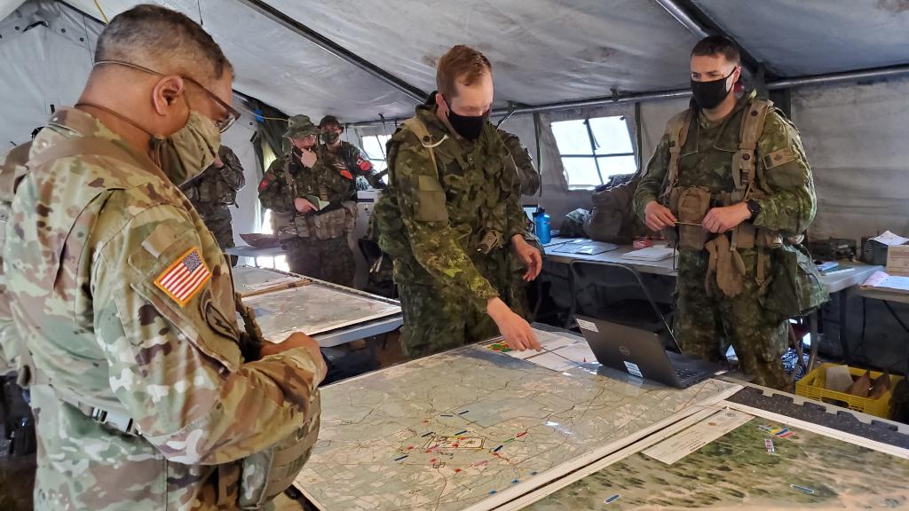 FORSCOM 🇺🇸 (@forscom) on Twitter photo #Readiness: Gen. Michael X. Garrett, #FORSCOM commanding general, visits with <a href="/Strike_Hold/">1st BCT,82nd ABN DIV</a> and <a href="/CanadianArmy/">Canadian Army</a> #soldiers during their #JRTC rotation. | #ReadyNow #Partnerships #JRTC @FortPolkPAO <a href="/82ndABNDiv/">All American Division (inactive)</a> #Readiness: Gen. Michael X. Garrett, #FORSCOM commanding general, visits with <a href="/Strike_Hold/">1st BCT,82nd ABN DIV</a> and <a href="/CanadianArmy/">Canadian Army</a> #soldiers during their #JRTC rotation. | #ReadyNow #Partnerships #JRTC @FortPolkPAO <a href="/82ndABNDiv/">All American Division (inactive)</a>