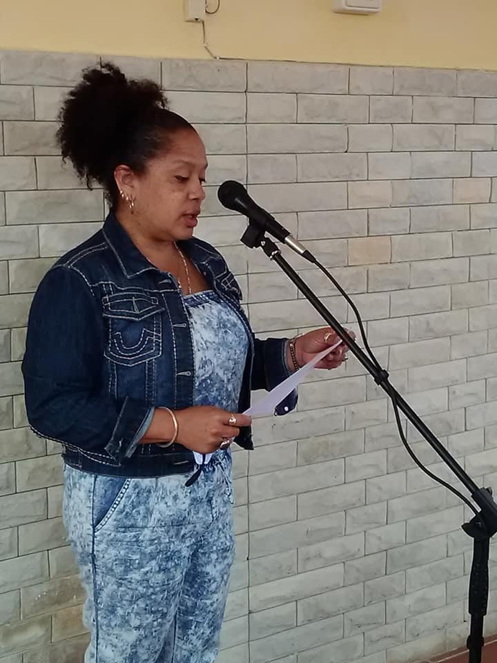 CubaCNCC's tweet photo. El Consejo Nacional de Casas de Cultura desde la galería Callejo, inaugura la exposición colectiva La estrella que ilumina... en homenaje a la mujer cubana en su día.
Gracias a los profesores instructores de arte y Artistas Visuales. #CulturaComunitaria #DiaInternacionalDeLaMujer https://t.co/PNTWsVYA7O