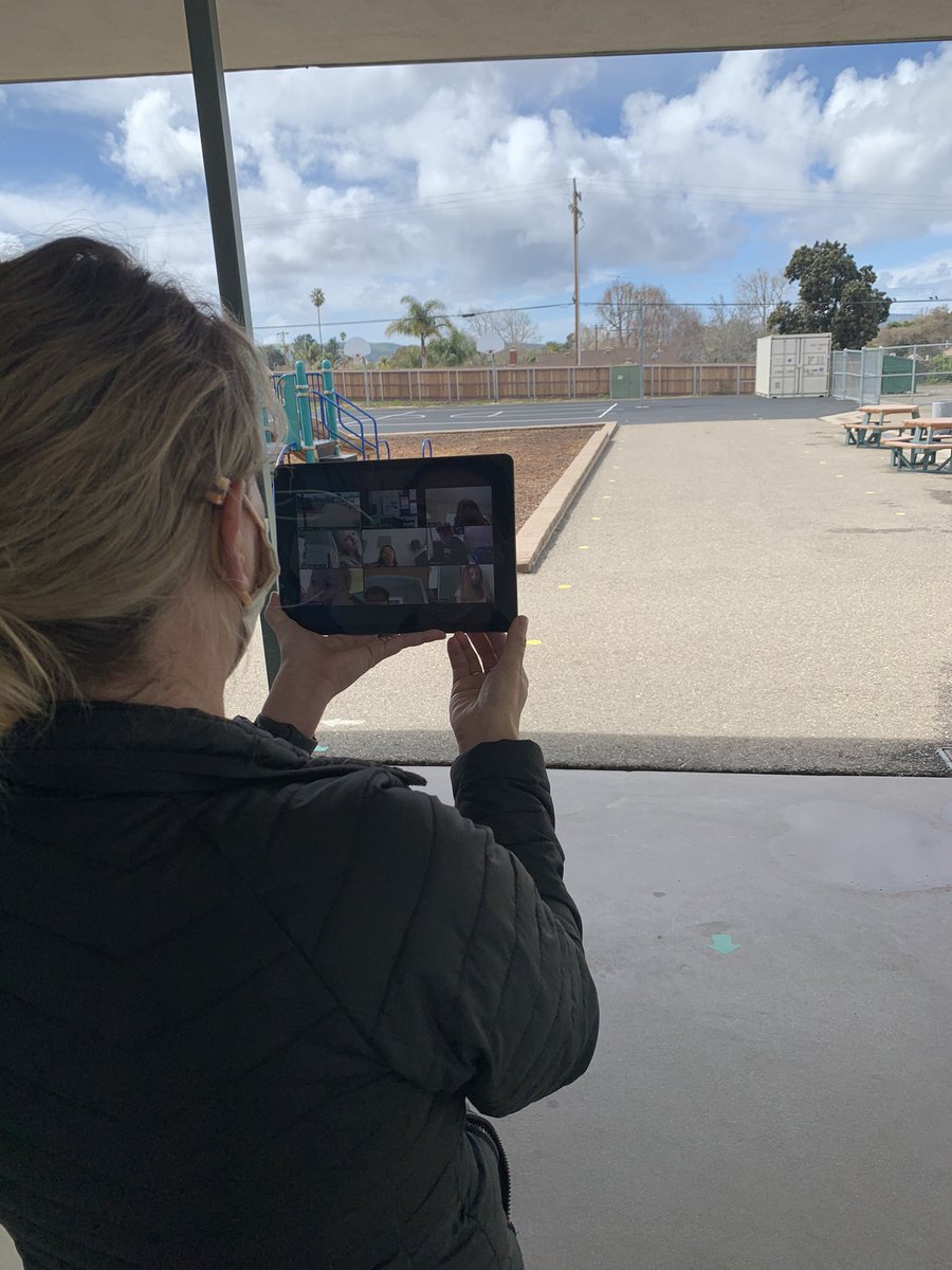 Mrs. Woodruff giving her 1st graders a virtual tour to prepare them to be back on campus. We can’t wait to see our 1st and 2nd graders tomorrow and Friday! #dunlapdoesawesome