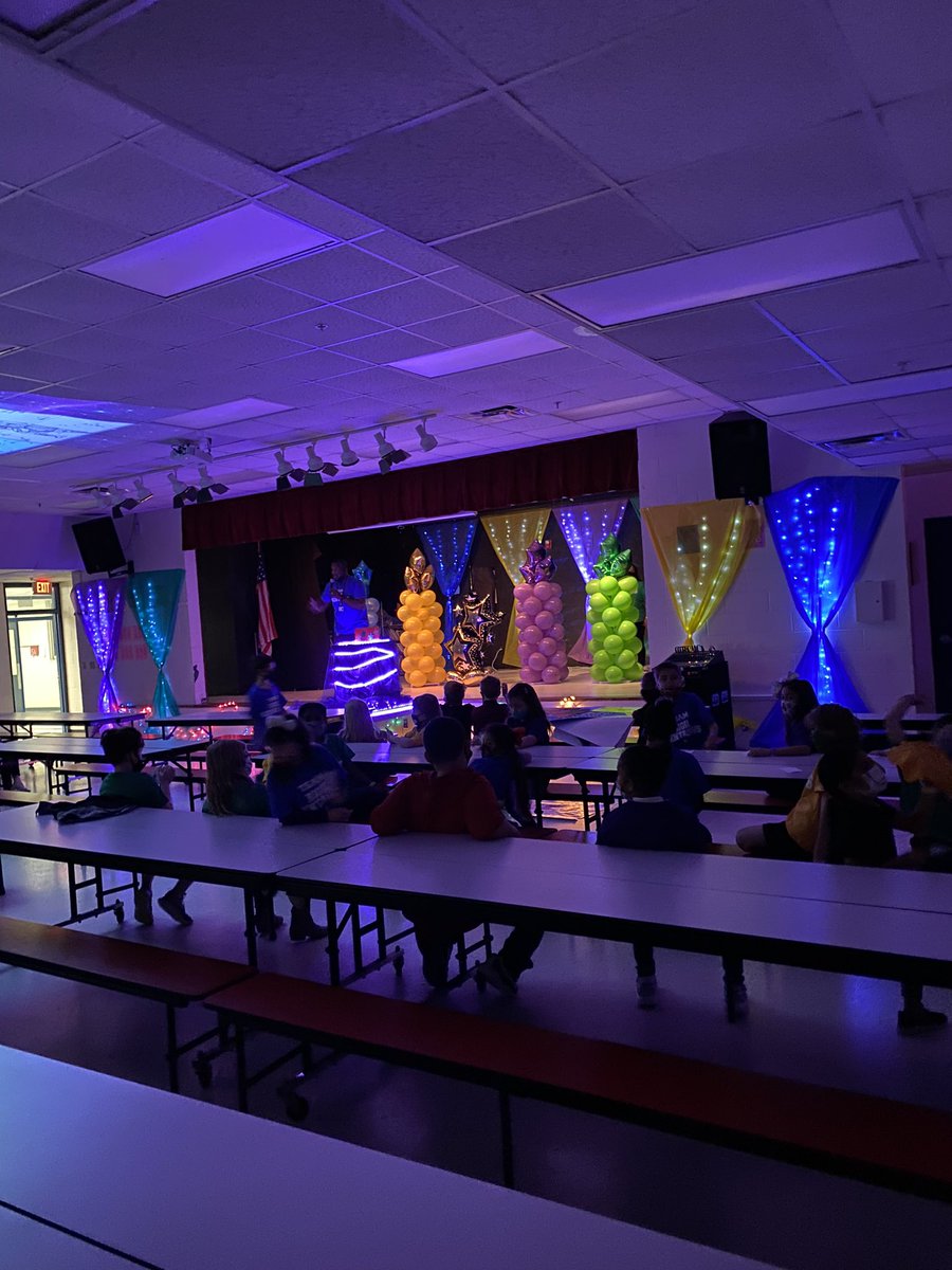 Katie Hazel Tollison (@katiehazel6) on Twitter photo Well, that’s a wrap for our House Sorting Ceremonies! The past 3 days have been pretty magical! Can’t wait to see the magic continue with our Superstars ✨ Go CANOPUS💛 <a href="/WoodwardStars/">Woodward Avenue Elem</a> <a href="/lmlucero1/">Lisa Lucero</a> <a href="/mimi0906/">՞・֊・՞</a> <a href="/Cvillsurfer31/">Thomas Brock Jones</a> <a href="/mrslarsonwae/">Mrs. Larson</a> @CScottWAE1 Well, that’s a wrap for our House Sorting Ceremonies! The past 3 days have been pretty magical! Can’t wait to see the magic continue with our Superstars ✨ Go CANOPUS💛 <a href="/WoodwardStars/">Woodward Avenue Elem</a> <a href="/lmlucero1/">Lisa Lucero</a> <a href="/mimi0906/">՞・֊・՞</a> <a href="/Cvillsurfer31/">Thomas Brock Jones</a> <a href="/mrslarsonwae/">Mrs. Larson</a> @CScottWAE1