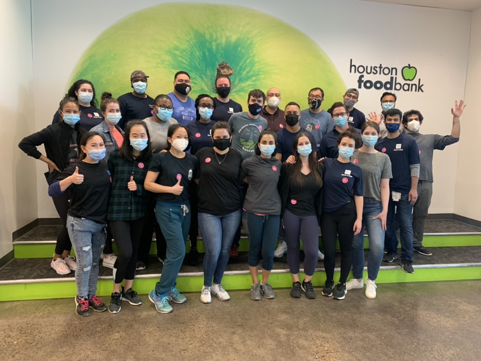 Spent some time this AM with the @BCMEmergencyMed family at the @HoustonFoodBank to pack ~17,500 lbs of food that will supply >14,000 meals for seniors!