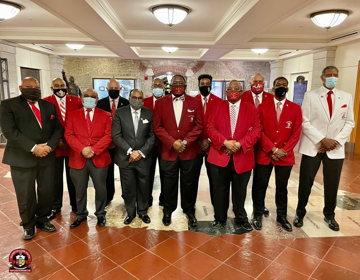 Pics from our visit to the Statehouse today for the reading of the resolution for the Centennial of the Columbus Alumni Chapter of Kappa Alpha Psi Fraternity, Inc. 

#MenOfKAPsi #SonsofDiggs #lifeINCBus #kapsi #kappaalphapsi #nphc #nupe #nupes #nupelife #kapsi1911 #CBusNupes