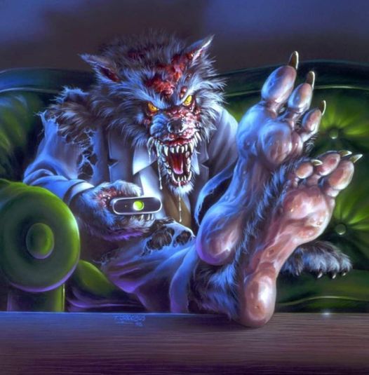 What are some of your favorite Halloween movies?  🎃