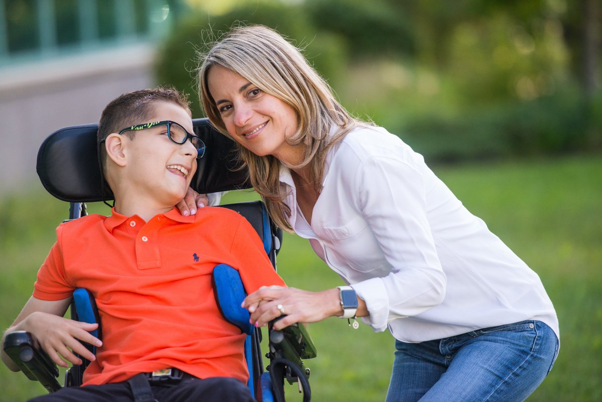 2 DAYS UNTIL #BCICAN2021 🎉
As a #patientcentred network, we are driven by the #children and #families who are part of our team 🫂 Don't miss out on our #FamilyPanel happening at 13:00 MST 👪 Hear from the #BCI #Superheroes themselves, including Nick &amp; Stacey from <a href="/BCI4kids/">Calgary Pediatric Brain-Computer Interface Program</a>🦸🦸‍♀️