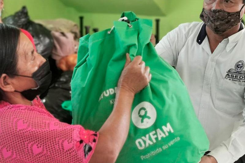 Des que va començar la #pandèmia, hem ajudat 1⃣4⃣ milions de persones. Volem arribar a moltes més, per això necessiten treballar en les solucions i aprendre a mirar d'una altra manera el món, amb esperança. Ens acompanyes? #MirarDeOtraForma
🔗 Més info: bit.ly/AltraFormaDeMi…