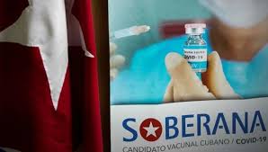 DrRobertoMOjeda's tweet photo. Estimulante intercambio con el equipo de dirección, investigadores y estudiantes que participan en el Ensayo Clínico Fase III de #Soberana02🇨🇺 en la sede del Centro Coordinador de @UCMHabana. Colectivo joven y comprometido con la salud de nuestro pueblo. #CubaViva @DiazCanelB https://t.co/RbnqoTEPp4