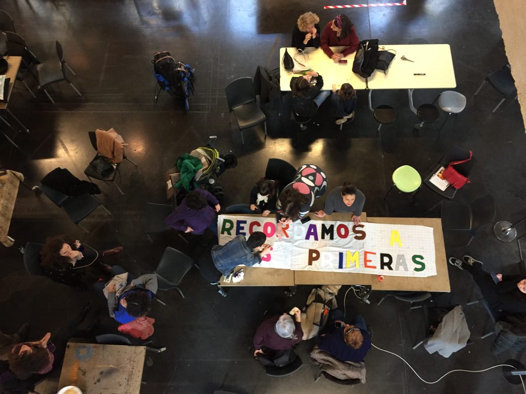 AMECUM_'s tweet image. Porque ha sido espacio de acogida, formaciones, juntas, reuniones, cafés, #8M's, alegrías y debates.

Y porque creemos que @MedialabPrado ha sido y es único y se tiene que salvar, apoyamos wearethelab.org/adhesiones

#WeAreTheLab #SaveTheLab #DefiendoMedialabPrado