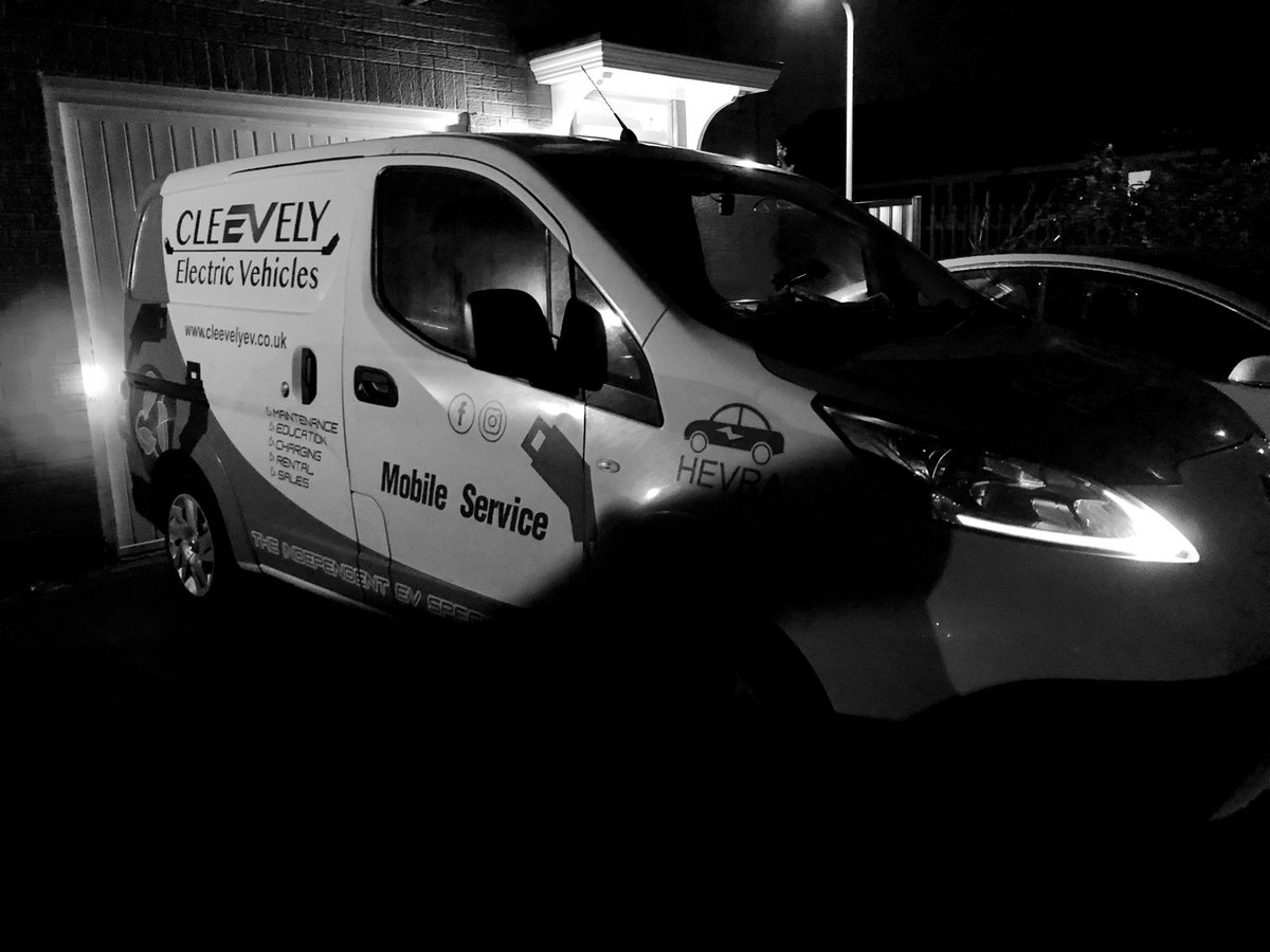 Cleevely_Mobile's tweet photo. Our trusty eNV200 has covered 300 miles today and over 2000 in the last 12 days. Today cost £9 in electrons top ups, and in total we've spent £70. Those who are concerned an electric van doesn't work, follow us and we'll change your mind 👍 https://t.co/3t5VyxVtwe