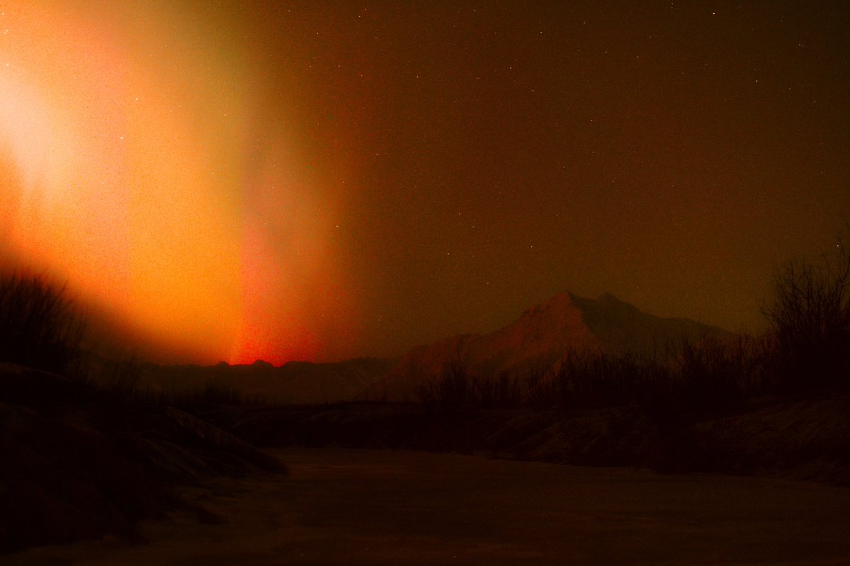 willllliam's tweet photo. 2 am in alaska https://t.co/JxguuCk9Mv