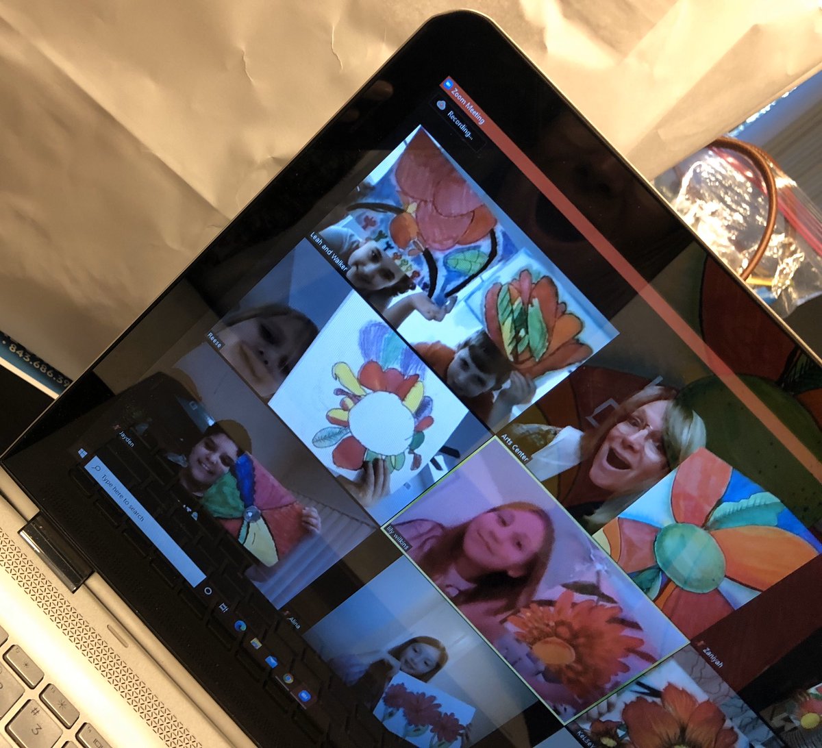 dewestudio's tweet photo. Loved starting our YAM virtual camps today via the @artshhi where we’re “Connecting” and creating thru the ARTS!! #togetherweARTtogether #okeeffe #literallyZOOMednature #artteacherlife https://t.co/BA2EMGzS9p