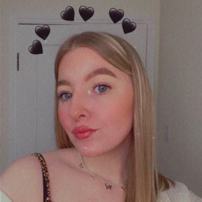 larataylor22's tweet photo. #NewProfilePic https://t.co/0UjZXO46Ak