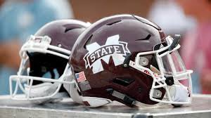 VandreviusJ's tweet photo. Blessed to have Earned an Offer from Mississippi State University‼️ #GoDawgs🐶🐶🐶 @Jamar51Chaney @CoachMeleMSU @VBFootball https://t.co/dt0O1A3481