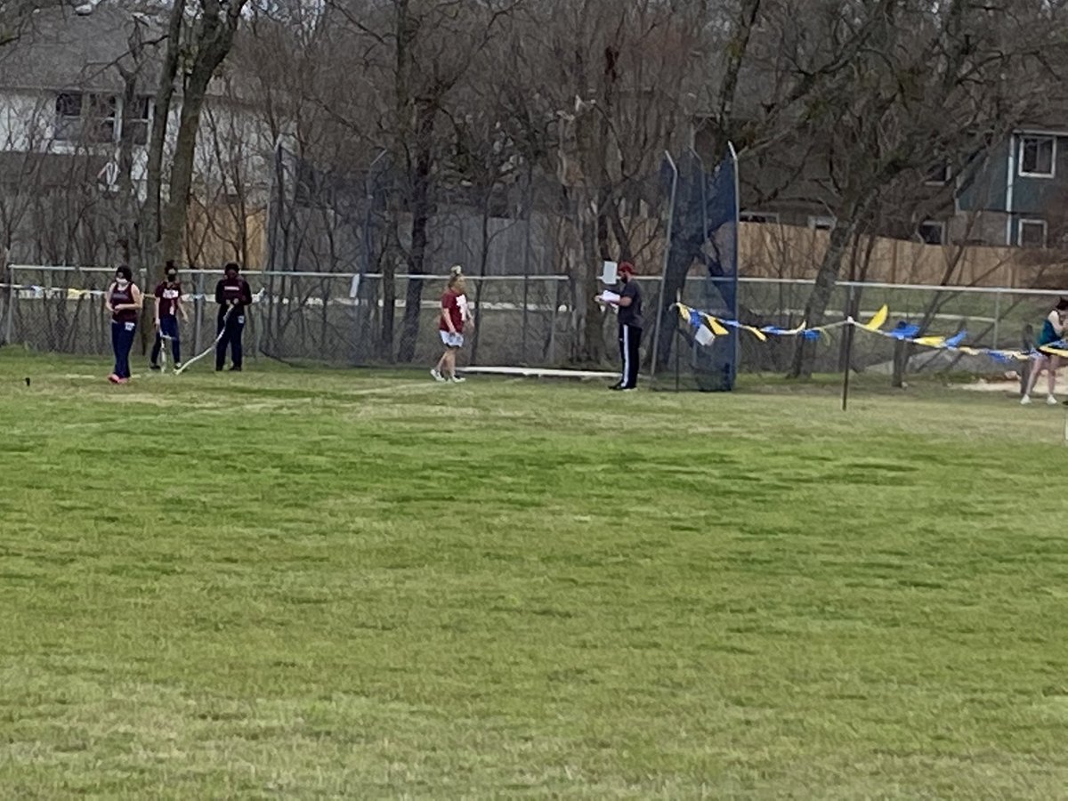 DMSGirlsAthletics tweet media