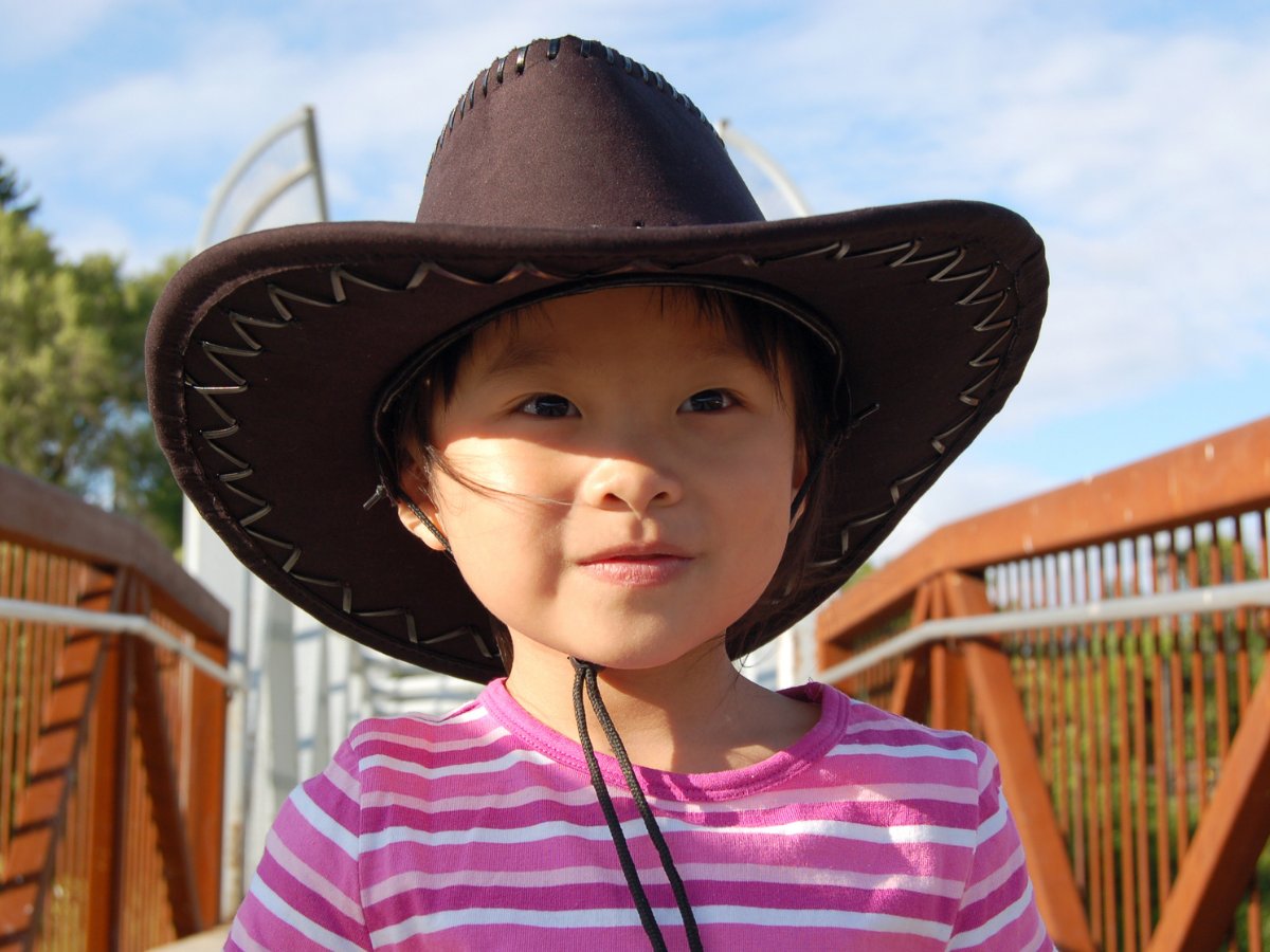 takingthekids's tweet image. Fun Fact - dude ranches are the original all-inclusive adventure vacation!  @BestDudeRanches has 10 guest ranches offering picturesque settings and activities to satisfy your #wanderlust. Check out this &amp;amp; other #springbreakideas (ad) ow.ly/zDVI30rA1es #multigen #traveltribe