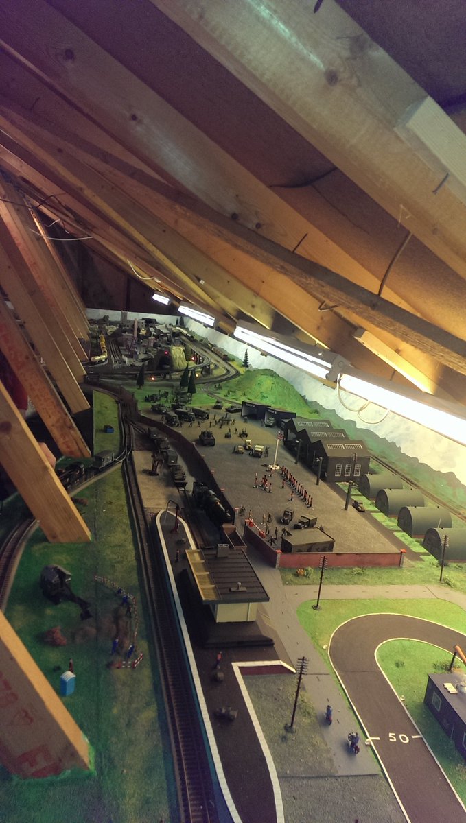 BeePee700's tweet photo. @PeteWatermanOBE I've just watched the garage show and your model railway. You really need to see my father in-laws layout in his loft. https://t.co/EG5BKYkDeV