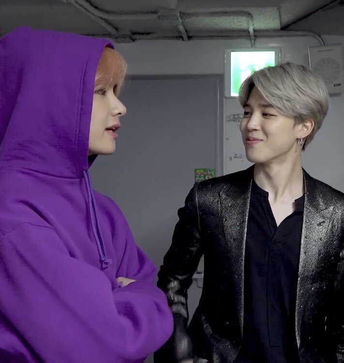 อ๋อ เฟื่อนมองเฟื่อน