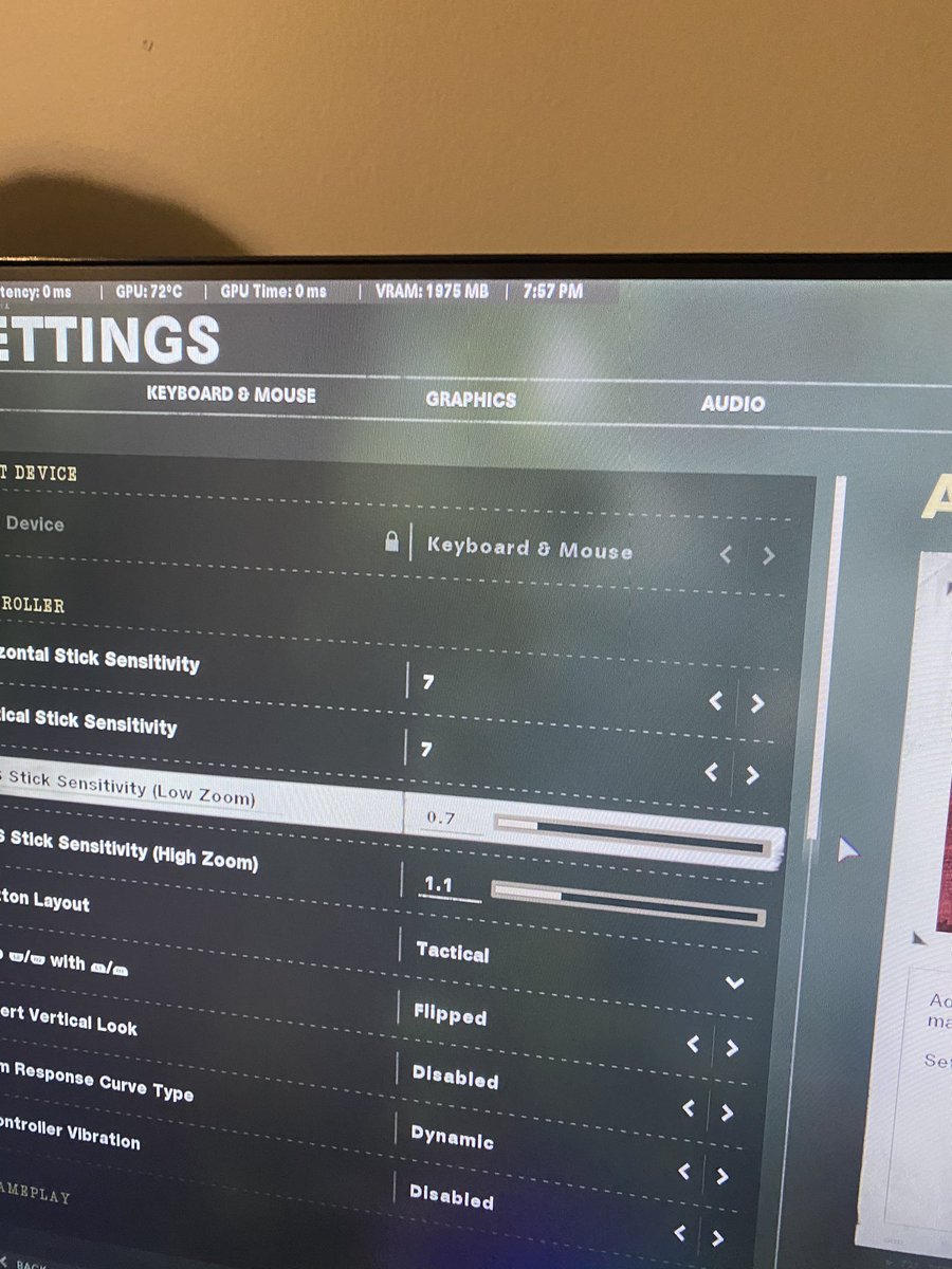 Braydzn's tweet image. anyone know how to fix this? i’m losing my mind. this is a brand new pc. #ColdWar #Audio #PCNerds