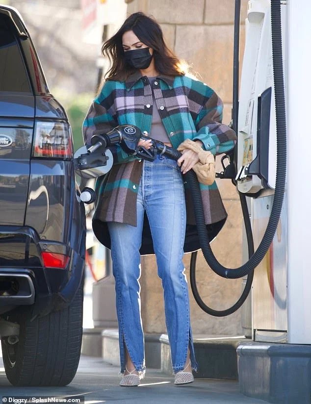 Megan Fox is the only woman who can make getting gas look like a photoshoot