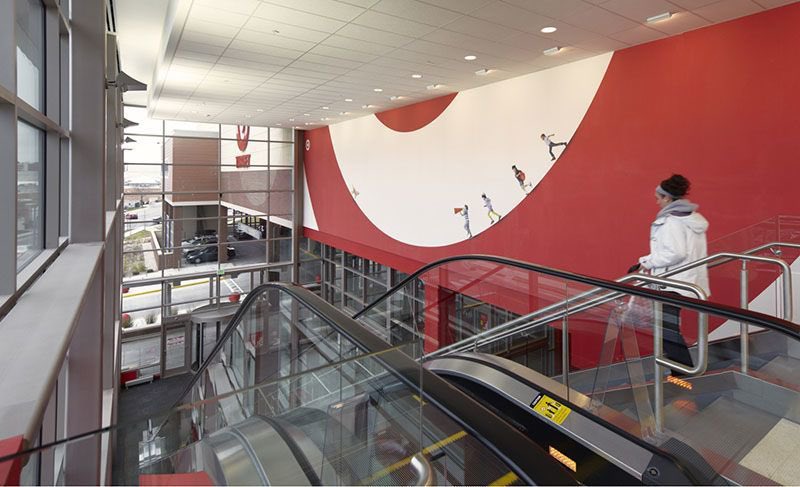 CaucasianJames's tweet image. what’s everyone’s favorite escalator? i’ll start. mine‘s the hilldale target escalator in madison, WI