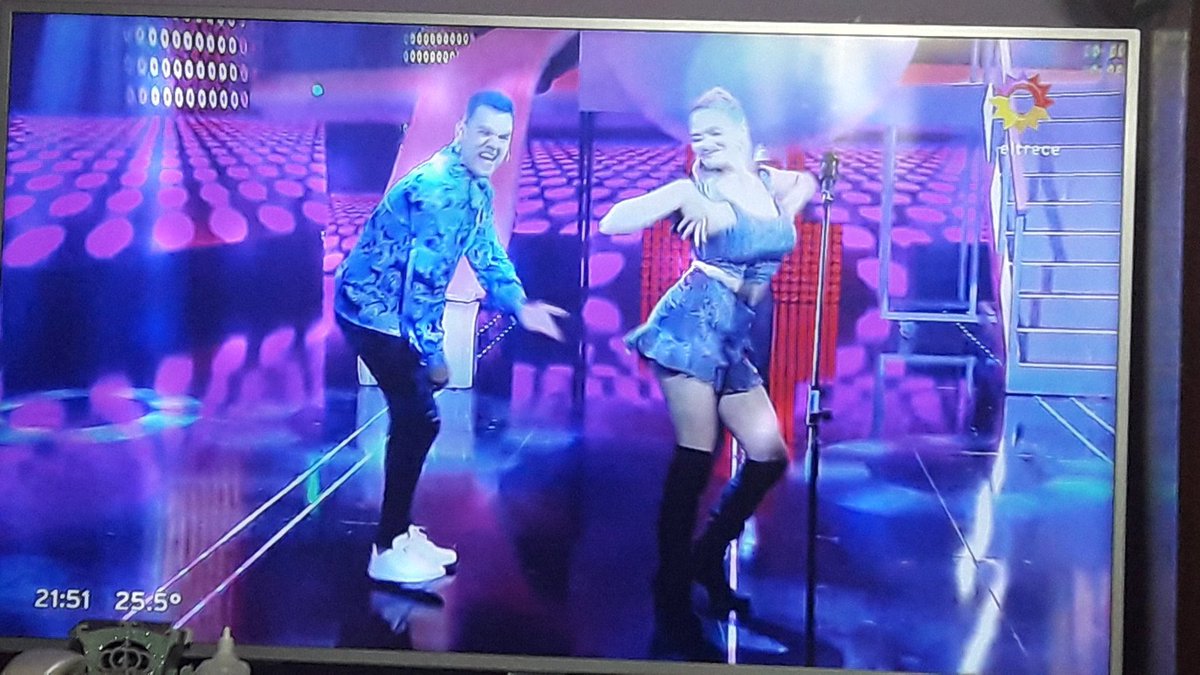 AJRAS2015's tweet photo. HERMOSOS @MarianitaaCesar Y @BLanzelottaOK  LOS QUEREMOS JUNTOS COMO PAREJA @cuervotinelli @elchatoprada @hoppefede SE MERECEN UNA OPORTUNIDAD COMO ULISES Y ROCIO TODO MI APOYO DESDE USA 🇺🇸 https://t.co/YWIviY8f5I