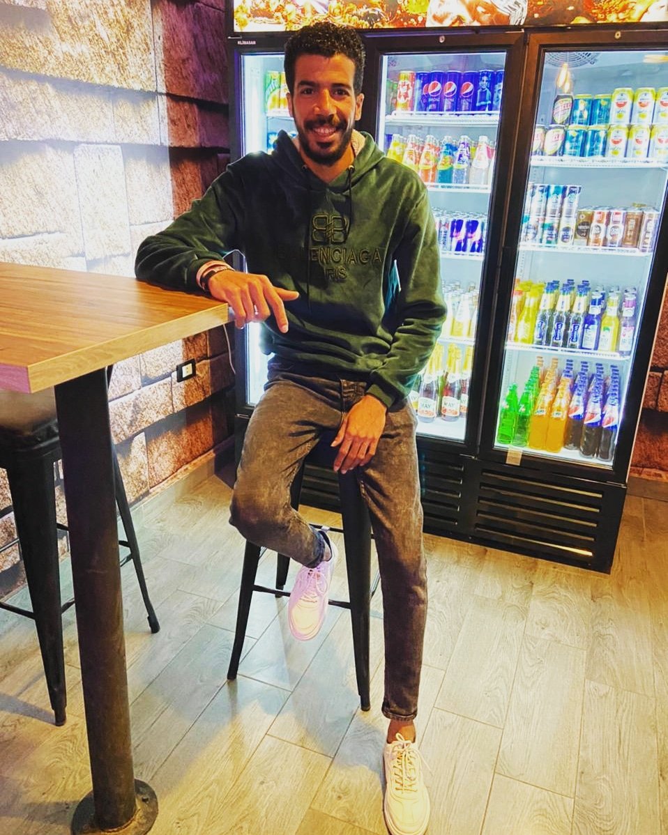 ولعل ما أخشاه ليس بكائن ولعل ما ارجوه سوف يكون 🖤🖤🖤