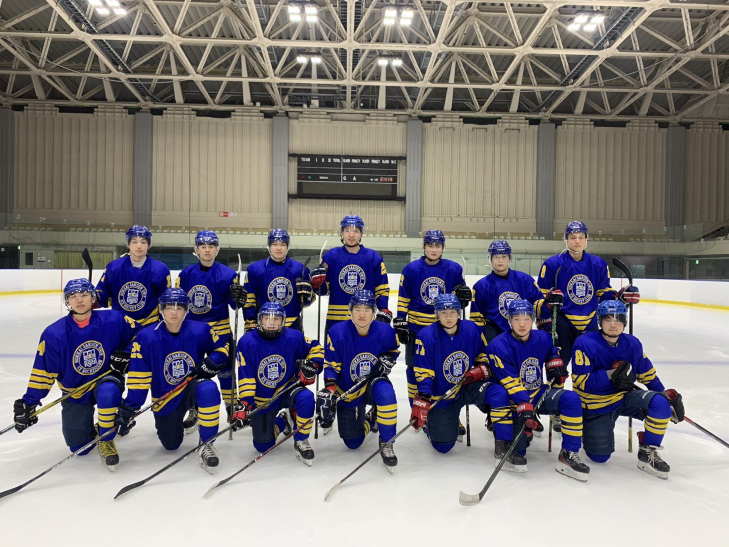 北海学園大学アイスホッケー部 新ユニフォーム作成のお知らせ Premium Icehockey Uniform Brand Acre 様より御協賛を頂き 新ユニフォームを作成しました 今年度よりメインユニフォームとなります 部員一同 気を引き締めて試合に挑んでいけるよう努力し