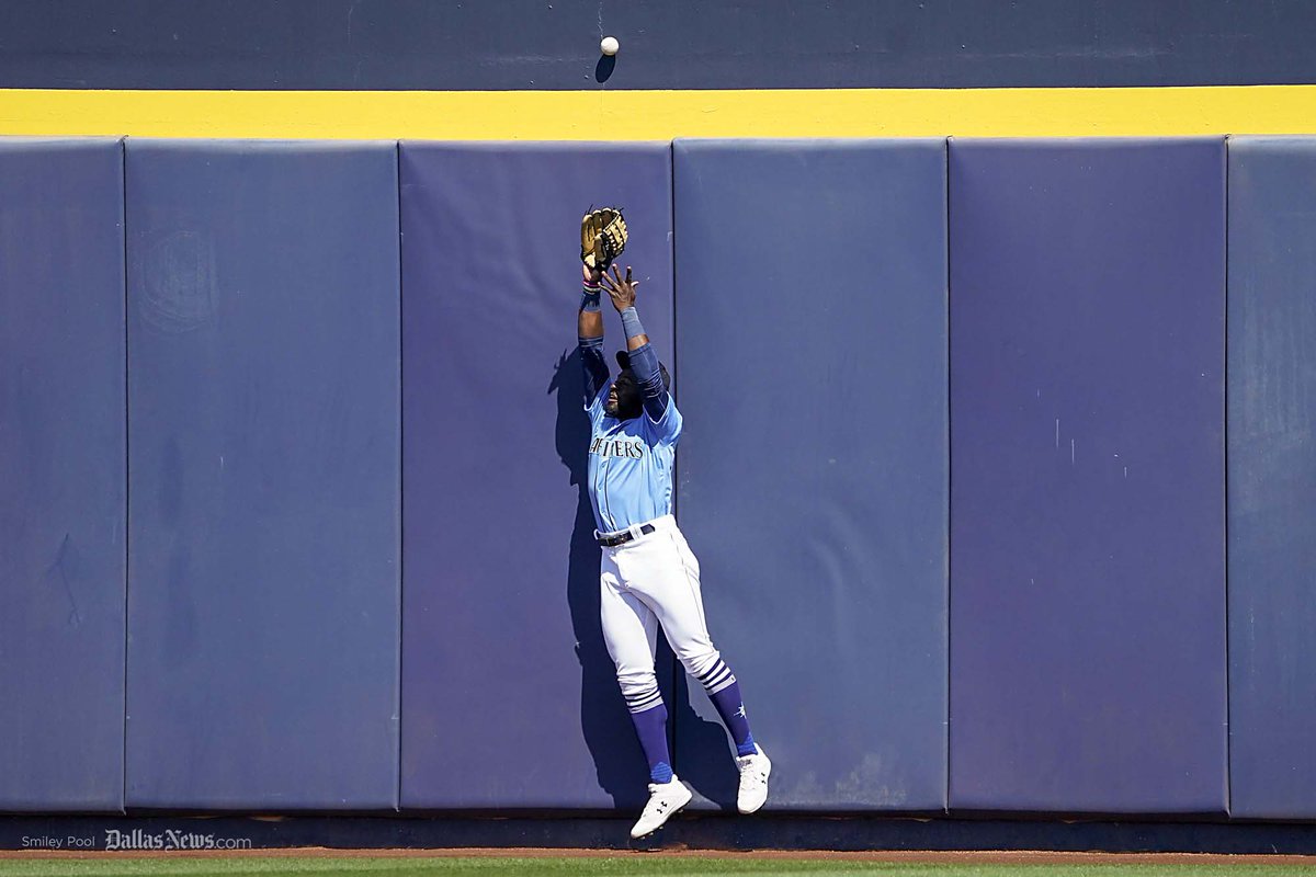 Smiley Pool tweet media