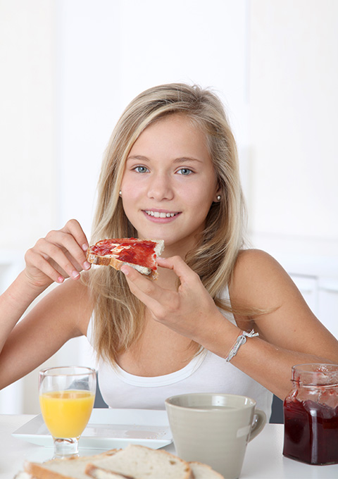 runvital_es's tweet photo. Tú eliges como disfrutas de nuestras Mermeladas Ecológicas 100%, en el desayuno o en las meriendas, para ti o para tus hijos, tu decides... https://t.co/bbeCZgoZhH